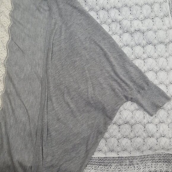 Lace back open front cardigan gray OS - Picture 6 of 9